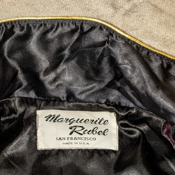 RARE 80s Marguerite Rubel Quilted Jacket with gold-tone lace ribbon trim - Picture 13 of 15